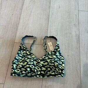 Offline women’s sports bra size M